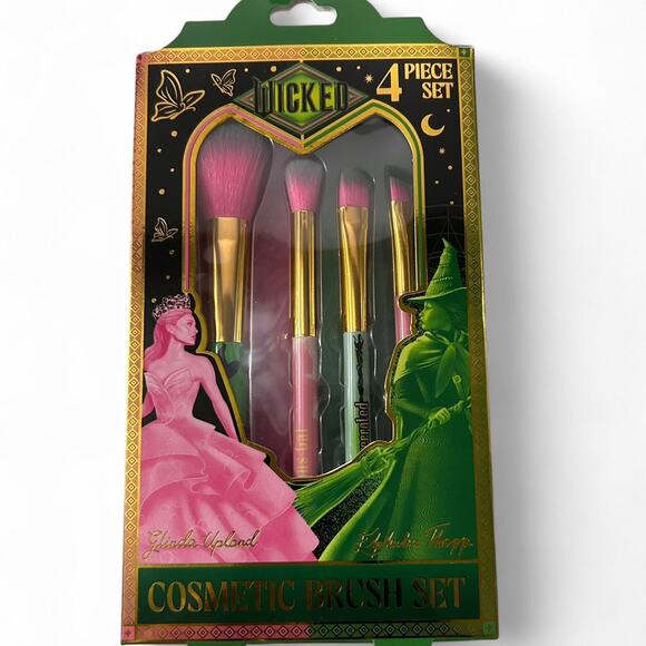 Wicked For Good Glinda Elphaba 4 Piece Pink Green Cosmetic Brush Set - Picture 1 of 3